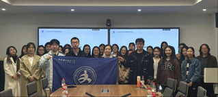 人文学院研究生会全员大会顺利召...